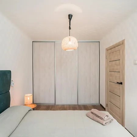 Bright Apartment Near The Mall Kaunas Exterior photo