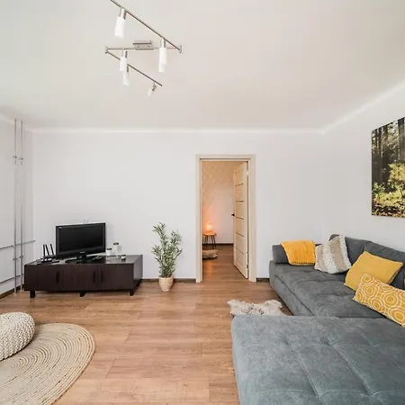 Bright Apartment Near The Mall Kaunas Exterior photo